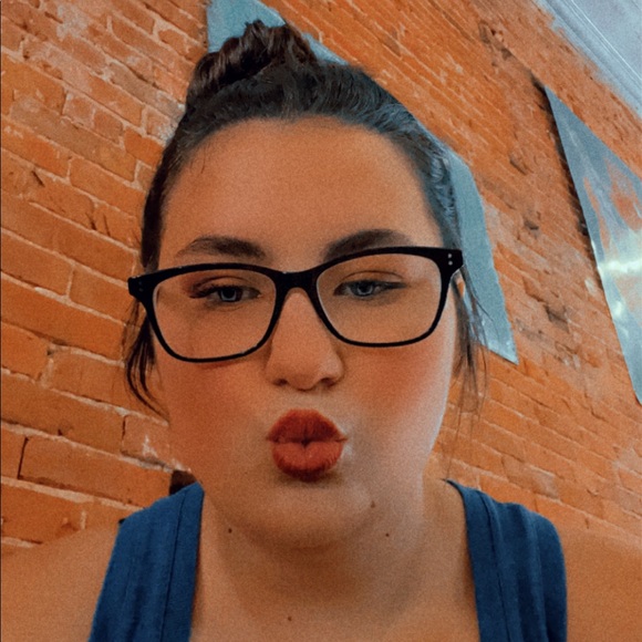 tiarakaylou